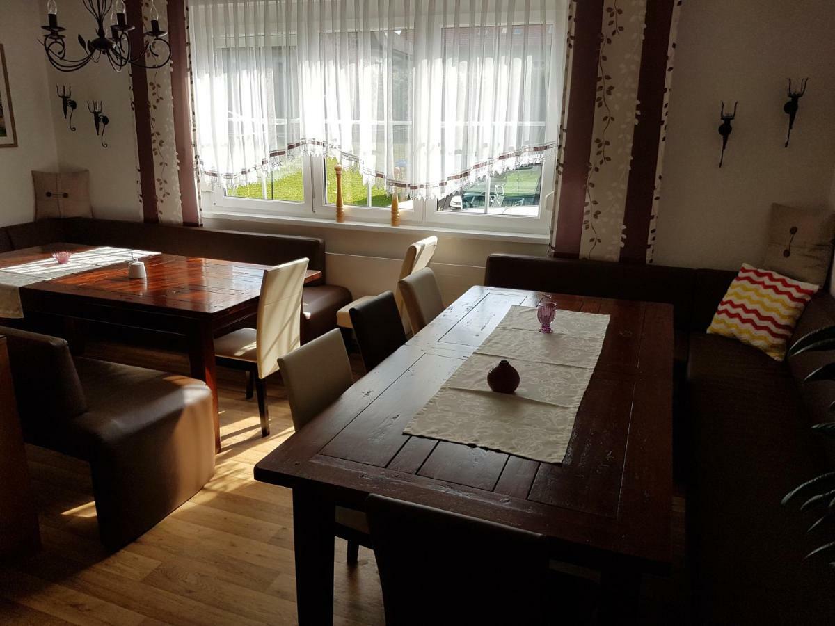 Pension Altmann Sankt Magdalena ภายนอก รูปภาพ