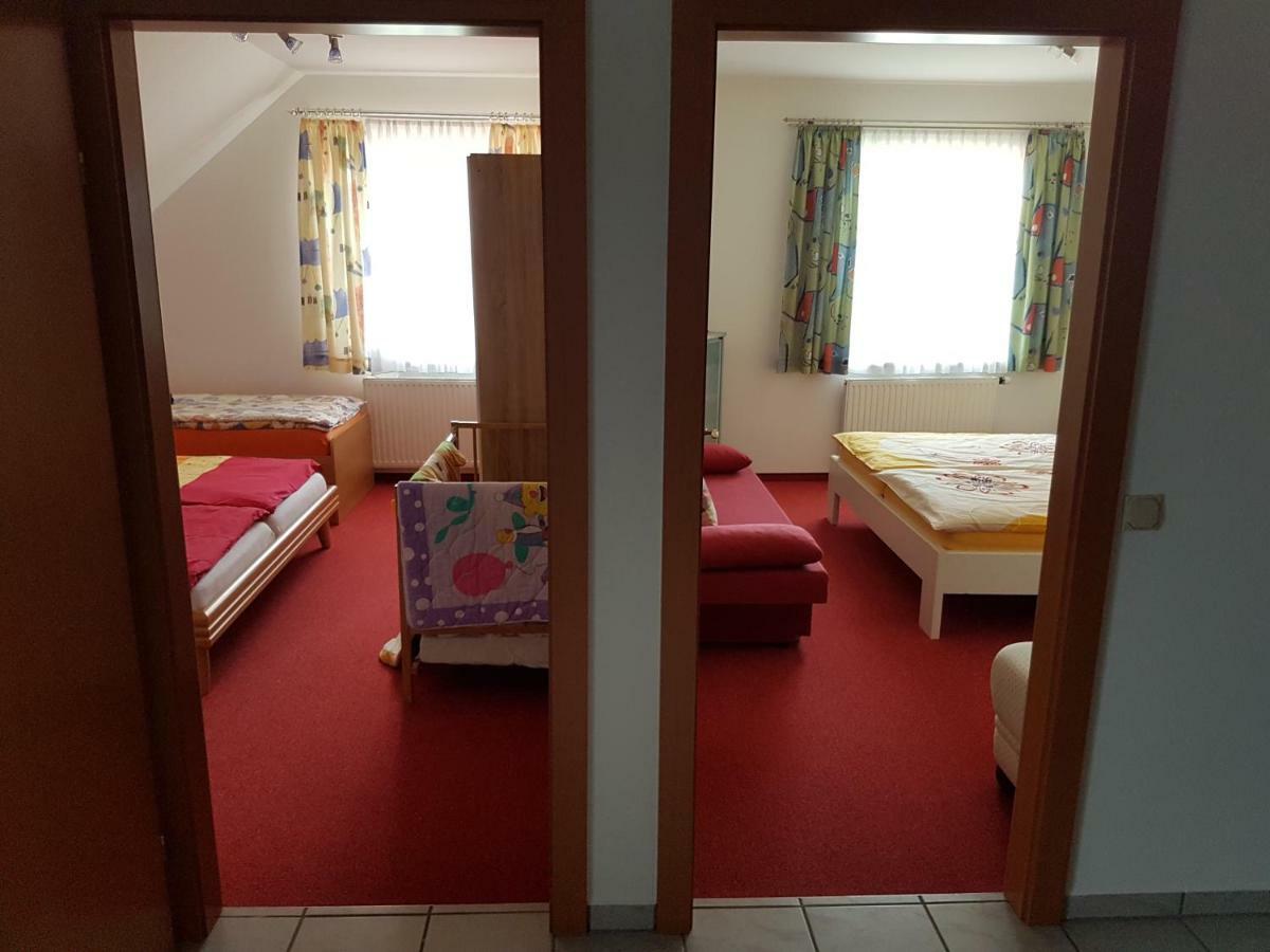 Pension Altmann Sankt Magdalena ภายนอก รูปภาพ