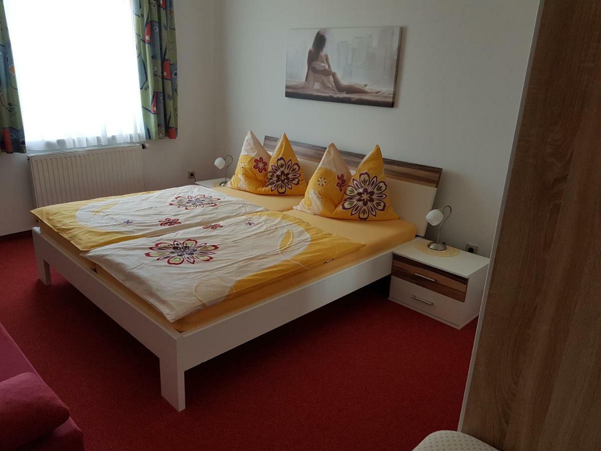 Pension Altmann Sankt Magdalena ภายนอก รูปภาพ